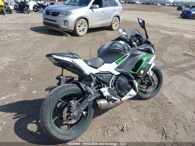 Kawasaki Ex650 M 2022 ML5EXEM10NDA65090 Image 4