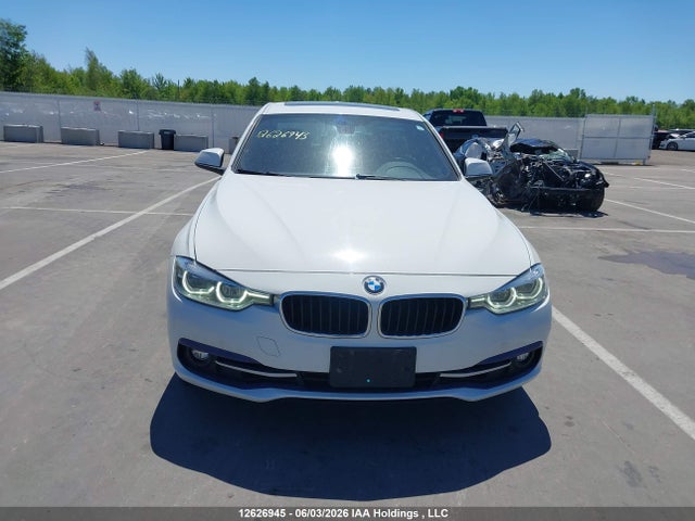 2018 Bmw 330 Xi მანქანა იყიდება აუქციონზე, vin: WBA8D9C59JEM33627, აუქციონის ნომერი: 12626945
