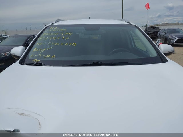 12626978 :رقم المزاد ، 5XYPGDA33HG194197 vin ، 2017 Kia Sorento Lx/l مزاد بيع