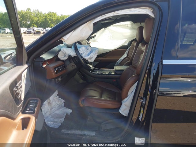 Lincoln Aviator Reserve 2023 5LM5J7XC5PGL02034 Image 5