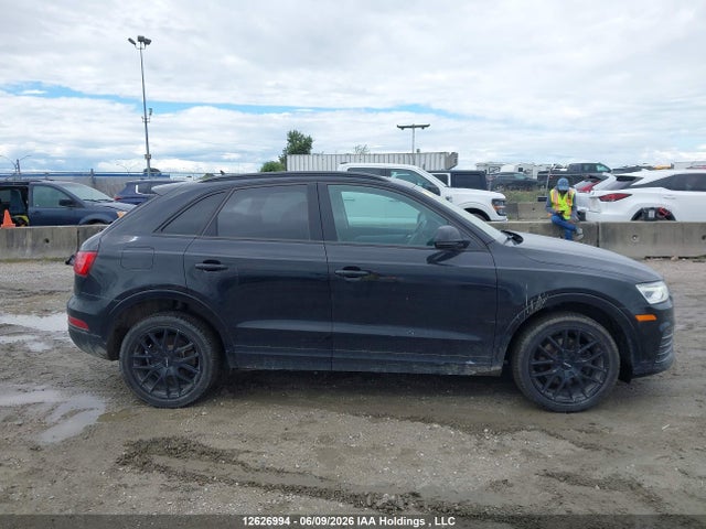 WA1ECCFS1JR029022 Audi Q3 PREMIUM