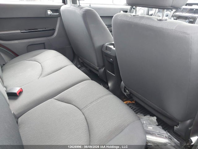 Продаж на аукціоні авто 2010 Mazda Tribute S, vin: 4F2CY9GG2AKM09216, номер лоту: 12626996