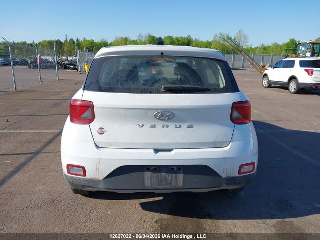 Продаж на аукціоні авто 2022 Hyundai Venue Essential Auto Ivt, vin: KMHRB8A35NU193976, номер лоту: 12627022