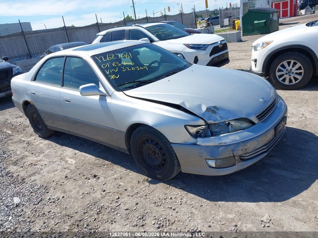 12627061 :رقم المزاد ، JT8BF28G010320309 vin ، 2001 Lexus Es 300 مزاد بيع