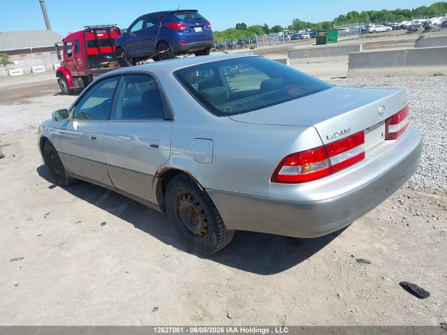 12627061 :رقم المزاد ، JT8BF28G010320309 vin ، 2001 Lexus Es 300 مزاد بيع