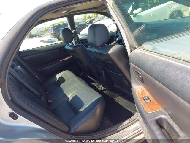 12627061 :رقم المزاد ، JT8BF28G010320309 vin ، 2001 Lexus Es 300 مزاد بيع