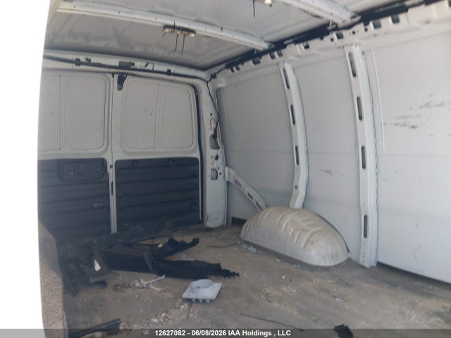 2024 Chevrolet Express G2500 მანქანა იყიდება აუქციონზე, vin: 1GCWGAFP6R1106623, აუქციონის ნომერი: 12627082