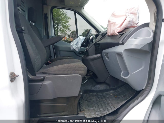 2015 Ford Transit T-250 მანქანა იყიდება აუქციონზე, vin: 1FTNR2XV2FKA70668, აუქციონის ნომერი: 12627089