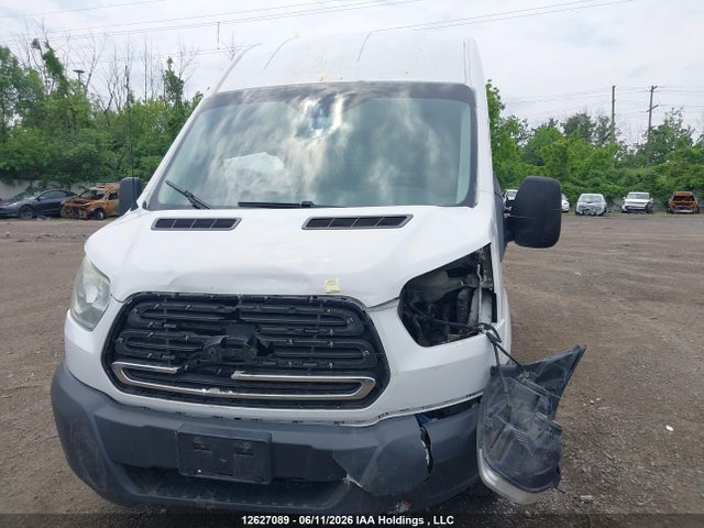 2015 Ford Transit T-250 მანქანა იყიდება აუქციონზე, vin: 1FTNR2XV2FKA70668, აუქციონის ნომერი: 12627089