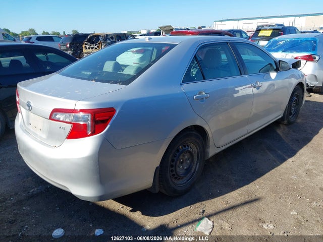 4T1BF1FK0EU370723 Toyota Camry L/se/le/xle