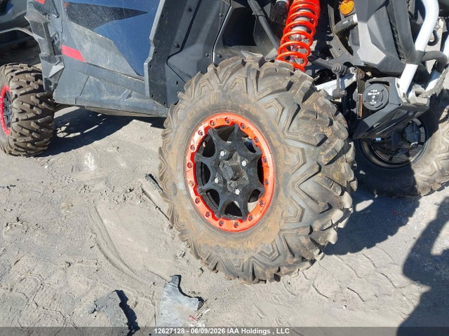 3JB1VAX45LK000242 Can-Am Maverick Sport X Xc 1000r