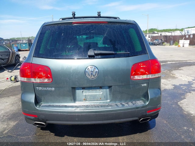 12627135 :رقم المزاد ، WVGCM77L64D052088 vin ، 2004 Volkswagen Touareg 4.2 مزاد بيع