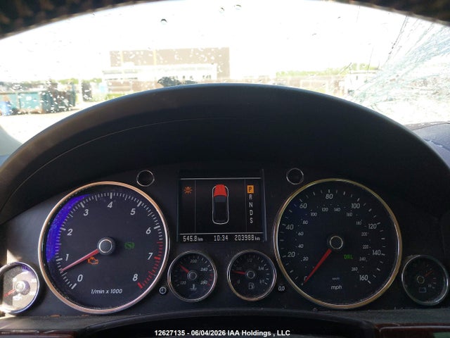 12627135 :رقم المزاد ، WVGCM77L64D052088 vin ، 2004 Volkswagen Touareg 4.2 مزاد بيع