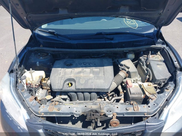 12627138 :رقم المزاد ، 2T1KU4EE0CC818749 vin ، 2012 Toyota Matrix مزاد بيع