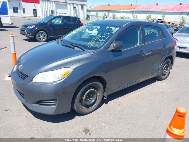 12627138 :رقم المزاد ، 2T1KU4EE0CC818749 vin ، 2012 Toyota Matrix مزاد بيع
