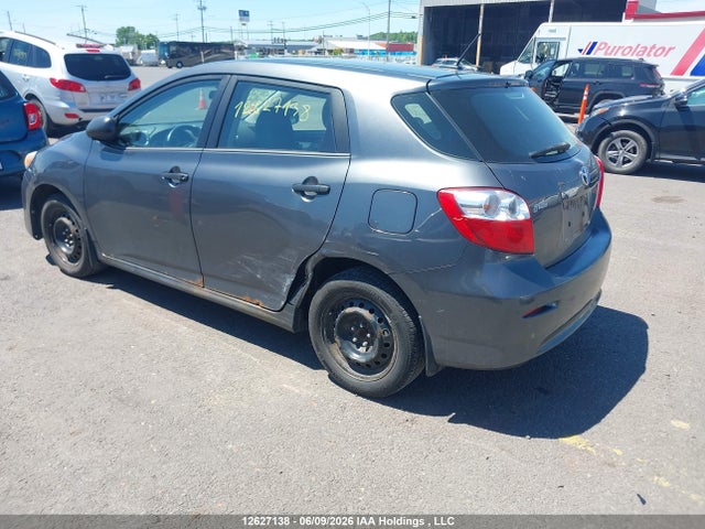 12627138 :رقم المزاد ، 2T1KU4EE0CC818749 vin ، 2012 Toyota Matrix مزاد بيع