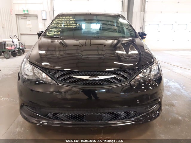 12627140 :رقم المزاد ، 2C4RC1ZG1SR503839 vin ، 2025 Chrysler Grand Caravan Sxt مزاد بيع