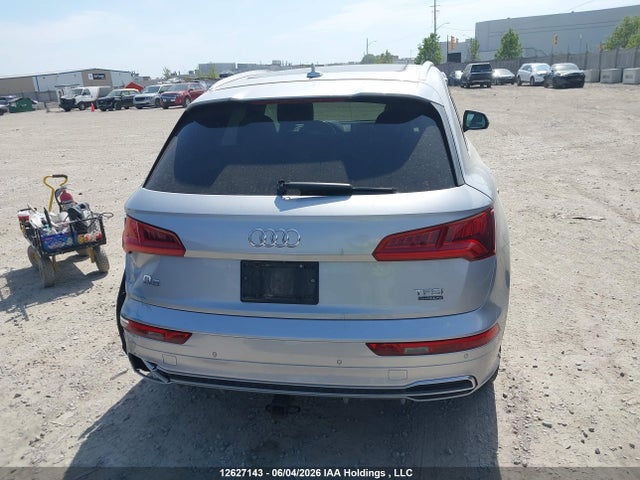 WA1FNAFY8J2001654 Audi Q5 2.0t Technik
