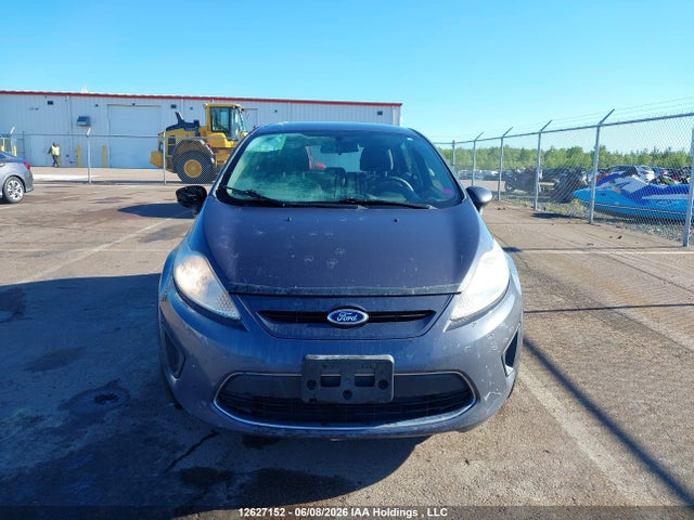12627152 :رقم المزاد ، 3FADP4EJ4CM206418 vin ، 2012 Ford Fiesta Se مزاد بيع