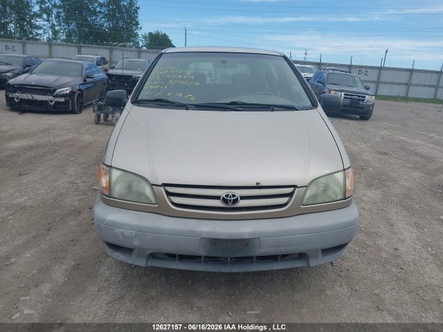 12627157 :رقم المزاد ، 4T3ZF19C83U527227 vin ، 2003 Toyota Sienna Le V6 مزاد بيع