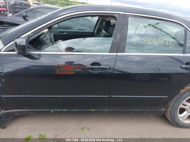 12011259 :رقم المزاد ، 1HGCM55886A806976 vin ، 2006 Honda Accord Sdn مزاد بيع