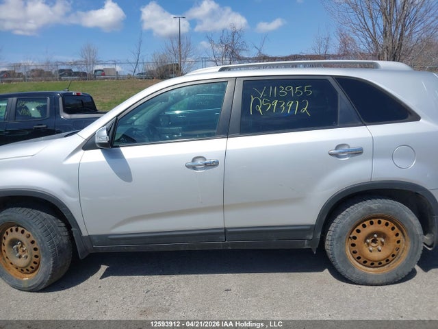 Продажа на аукционе авто 2011 Kia Sorento Lx, vin: 5XYKT3A12BG113955, номер лота: 12593912