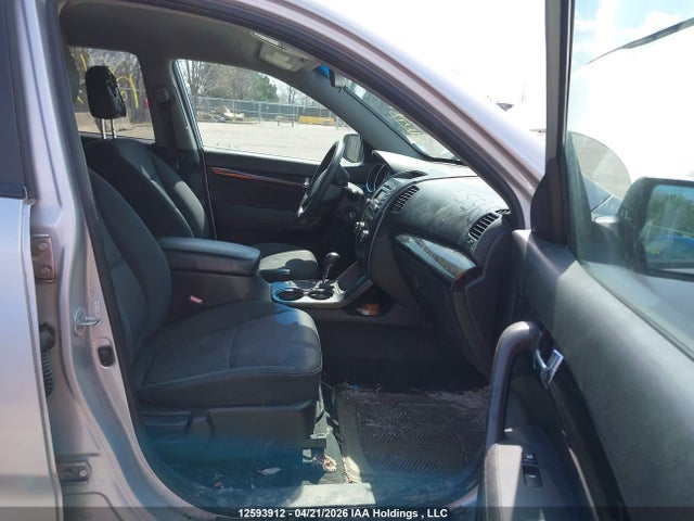 Продажа на аукционе авто 2011 Kia Sorento Lx, vin: 5XYKT3A12BG113955, номер лота: 12593912