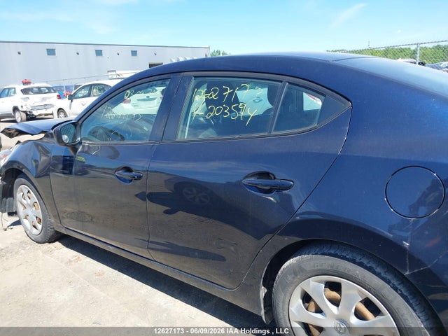 Mazda MAZDA3 2015 3MZBM1U79FM203594 Image 14