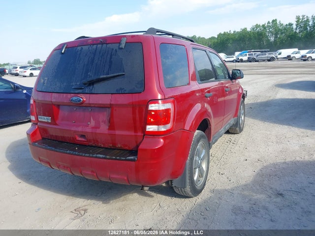12627181 :رقم المزاد ، 1FMCU0D70BKC15180 vin ، 2011 Ford Escape Xlt مزاد بيع