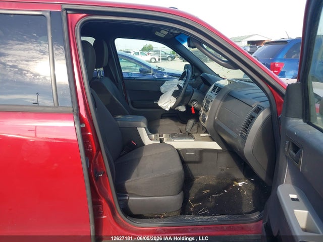 12627181 :رقم المزاد ، 1FMCU0D70BKC15180 vin ، 2011 Ford Escape Xlt مزاد بيع