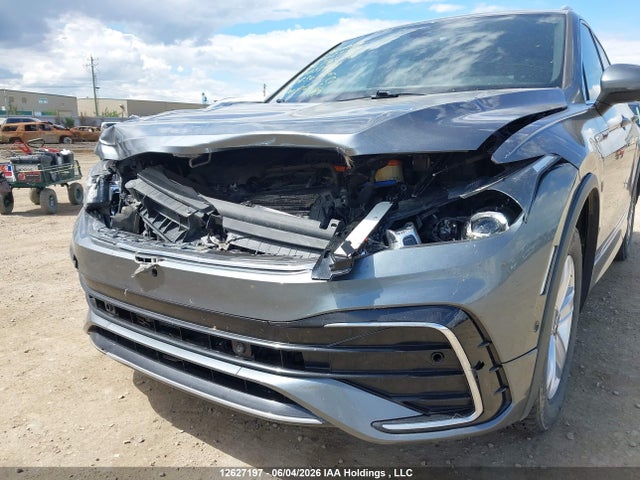 Продаж на аукціоні авто 2022 Volkswagen Tiguan Highline R-line, vin: 3VV4B7AXXNM057473, номер лоту: 12627197