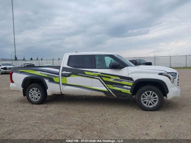 5TFLA5EC0NX001433 Toyota Tundra Sr5