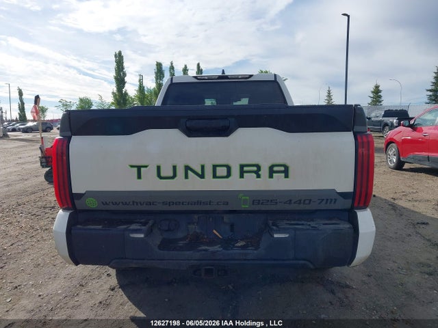 5TFLA5EC0NX001433 Toyota Tundra Sr5
