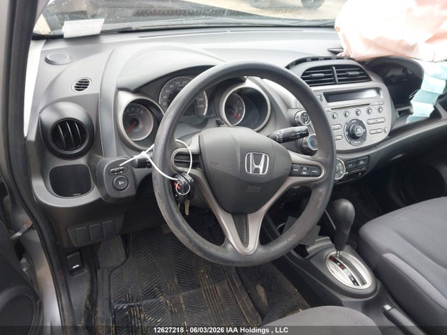 12627218 :رقم المزاد ، JHMGE8H52AC800036 vin ، 2010 Honda Fit Lx مزاد بيع