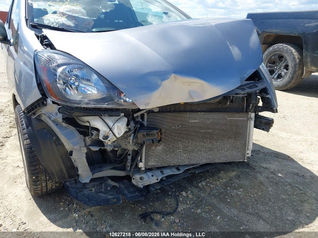 12627218 :رقم المزاد ، JHMGE8H52AC800036 vin ، 2010 Honda Fit Lx مزاد بيع