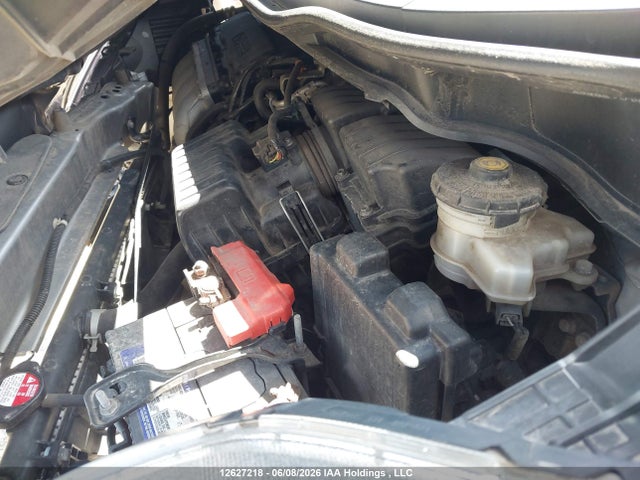 12627218 :رقم المزاد ، JHMGE8H52AC800036 vin ، 2010 Honda Fit Lx مزاد بيع