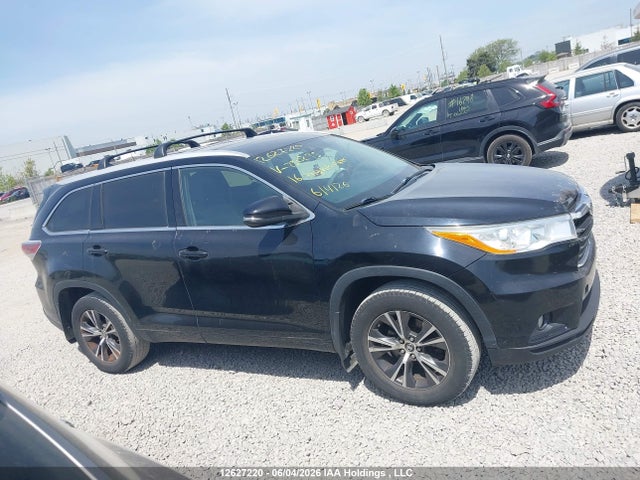 Продажа на аукционе авто 2016 Toyota Highlander Xle, vin: 5TDJKRFHXGS230295, номер лота: 12627220