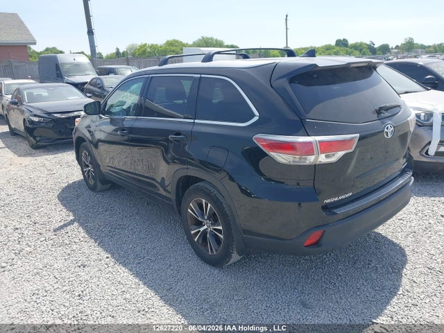 Продажа на аукционе авто 2016 Toyota Highlander Xle, vin: 5TDJKRFHXGS230295, номер лота: 12627220