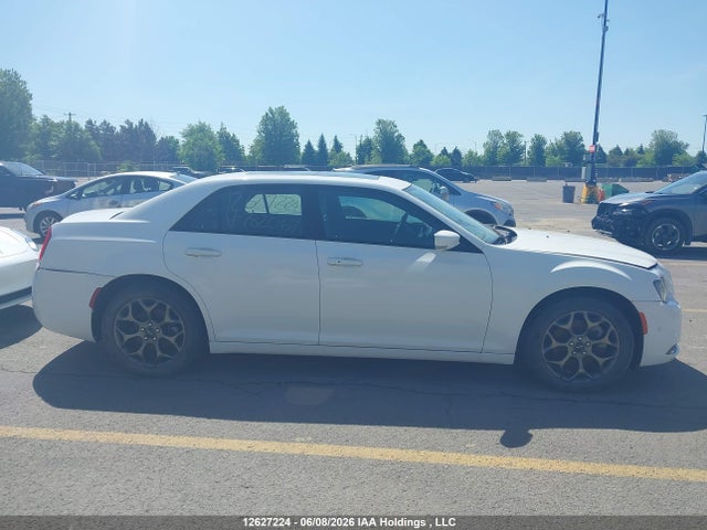 Chrysler 300 2015 2C3CCAGG8FH782067 Image 14
