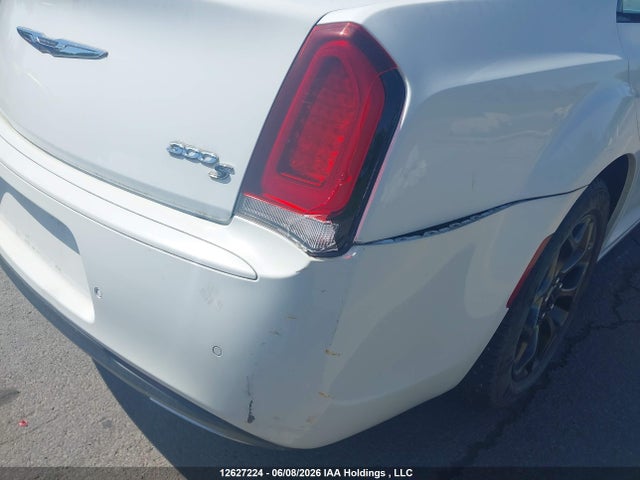 Chrysler 300 2015 2C3CCAGG8FH782067 Image 6