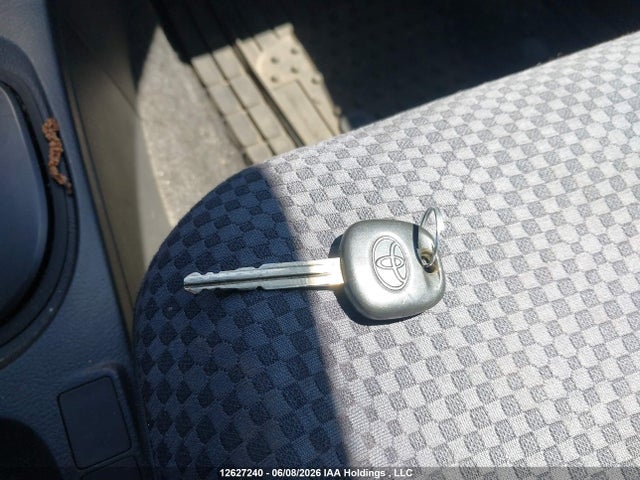 12627240 :رقم المزاد ، JTDBT923781232158 vin ، 2008 Toyota Yaris مزاد بيع