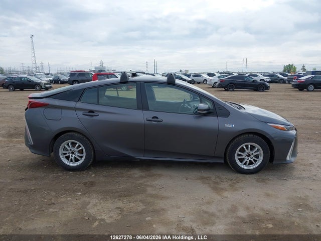 12627278 :رقم المزاد ، JTDKAMFP7N3229198 vin ، 2022 Toyota Prius Prime مزاد بيع