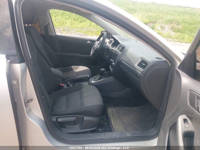 Aukcja sprzedaży 2011 Volkswagen Jetta 2.5l Comfortline/2.5l Sportline, vin: 3VWDX7AJ0BM040556, numer aukcji: 12627294