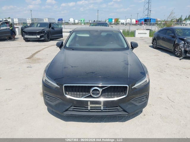 Volvo S60 2019 7JRA22TK6KG005058 Image 11