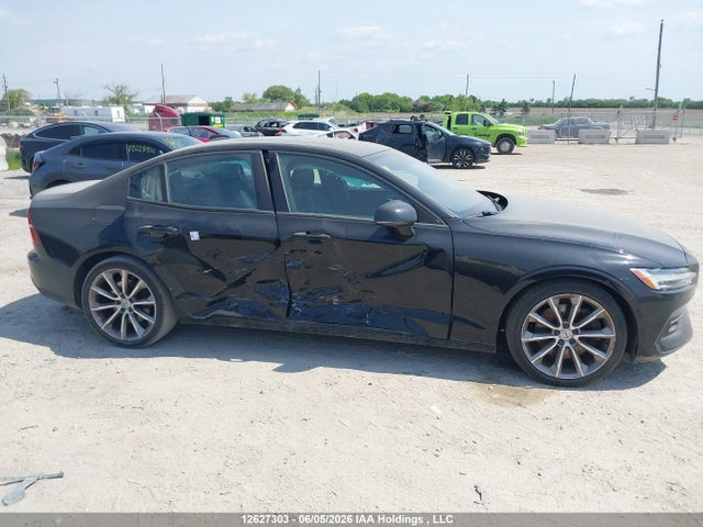 Volvo S60 2019 7JRA22TK6KG005058 Image 12