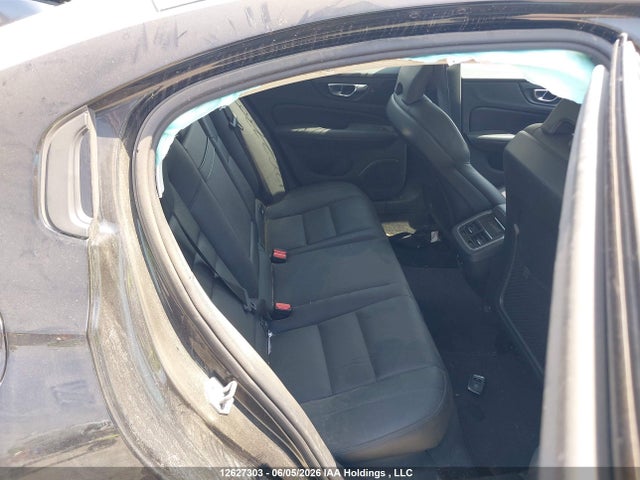 Volvo S60 2019 7JRA22TK6KG005058 Image 8