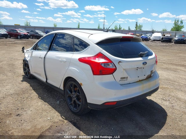 12627309 :رقم المزاد ، 1FADP3N22DL215141 vin ، 2013 Ford Focus Titanium مزاد بيع