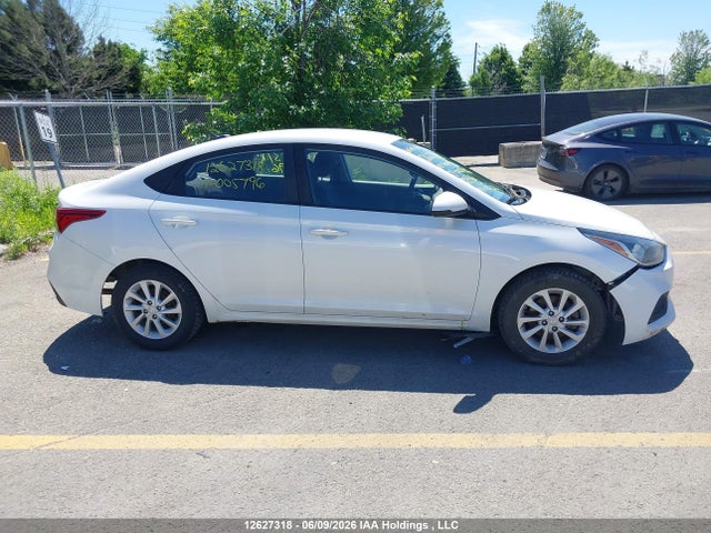 Продаж на аукціоні авто 2018 Hyundai Accent, vin: 3KPC24A32JE005796, номер лоту: 12627318