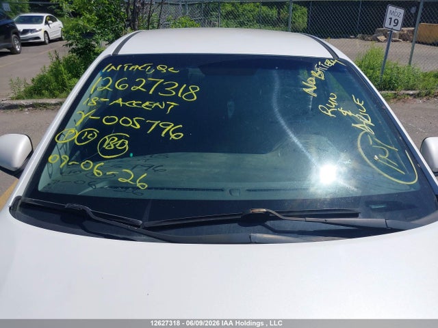 Продаж на аукціоні авто 2018 Hyundai Accent, vin: 3KPC24A32JE005796, номер лоту: 12627318