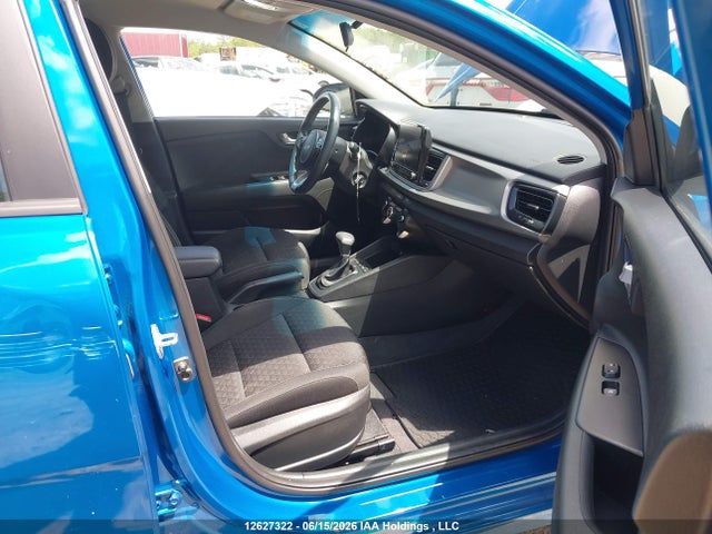 2022 Kia Rio S მანქანა იყიდება აუქციონზე, vin: 3KPA25AD8NE495625, აუქციონის ნომერი: 12627322